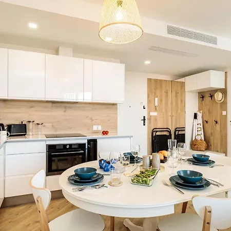 Premium Sea Z Dostepem Do Basenow, Jacuzzi I Saun-pinea Pobierowo-sannel For Rent *